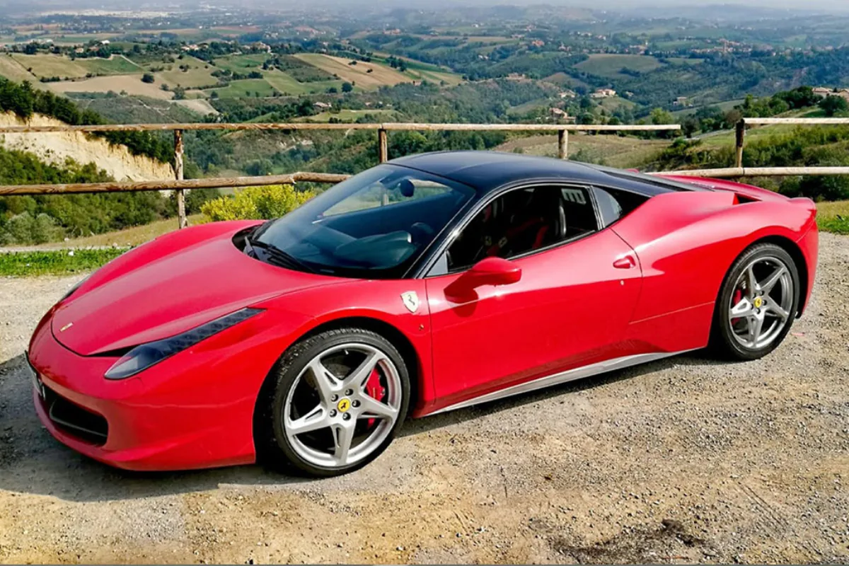 Rent Ferrari 458 Italia in Marbella